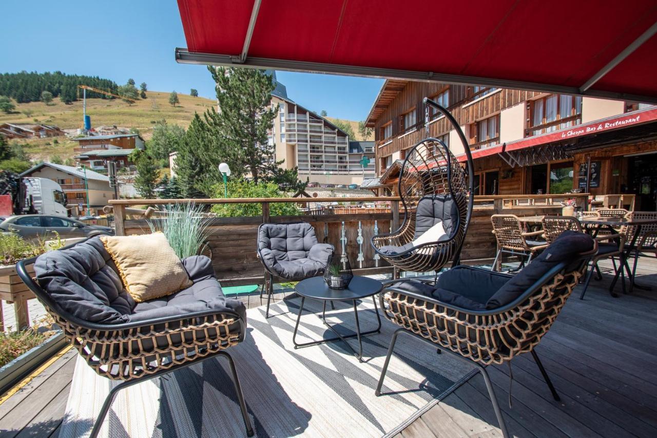 Hotel Le Sherpa Ле дез Альп Экстерьер фото